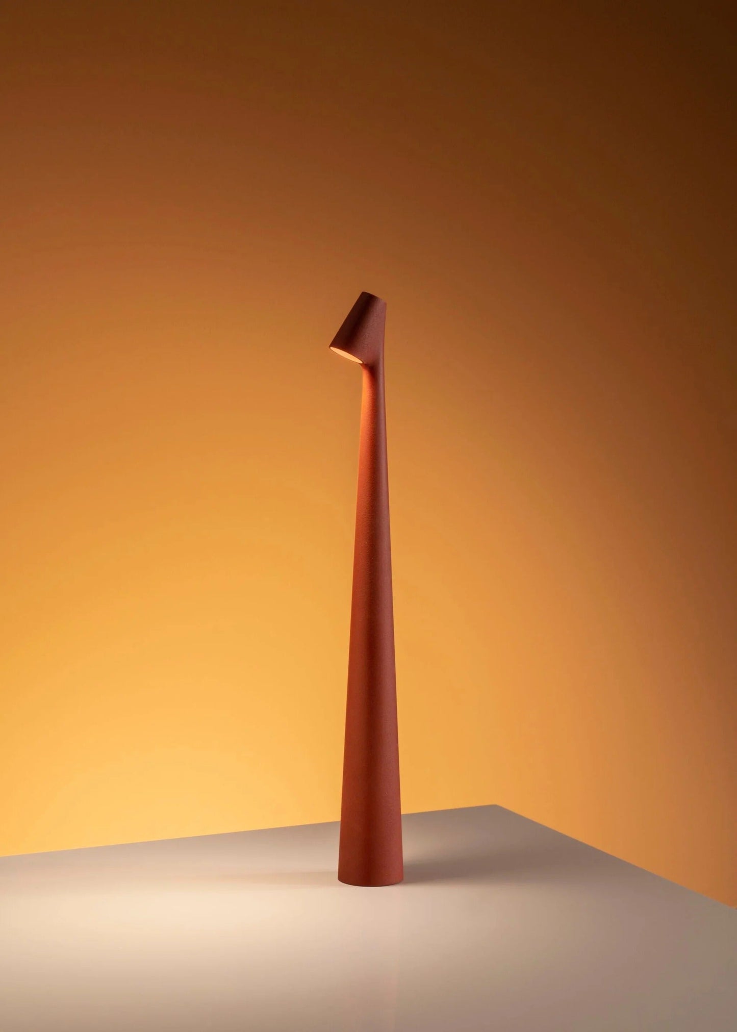 Lampe de Table LED Réglable sans Fil Moderne