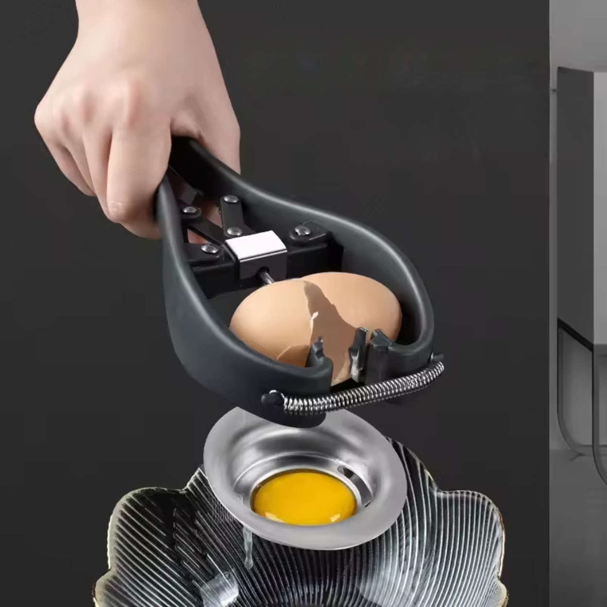 Ouvre-Œufs Inoxydable Ergonomique et Pratique